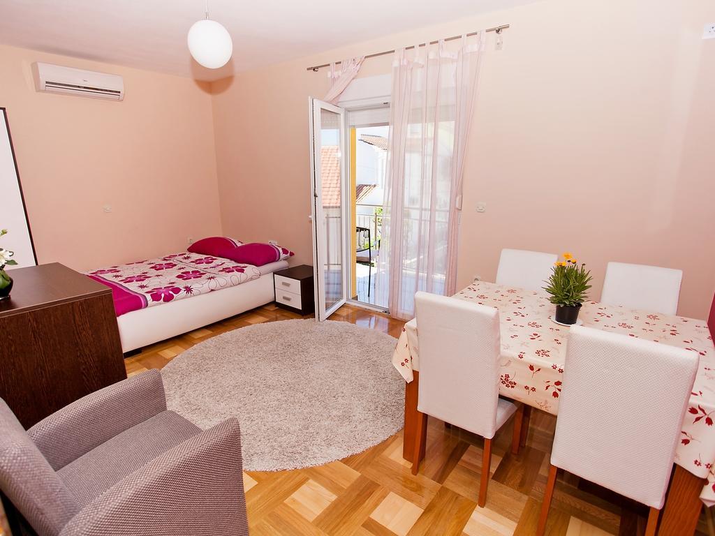 Apartment Zadar Diklo Borik Vir Rum bild