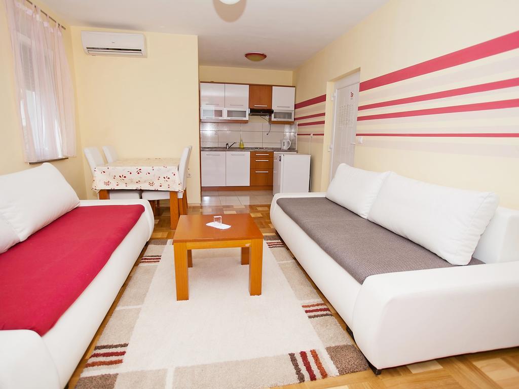 Apartment Zadar Diklo Borik Vir Rum bild